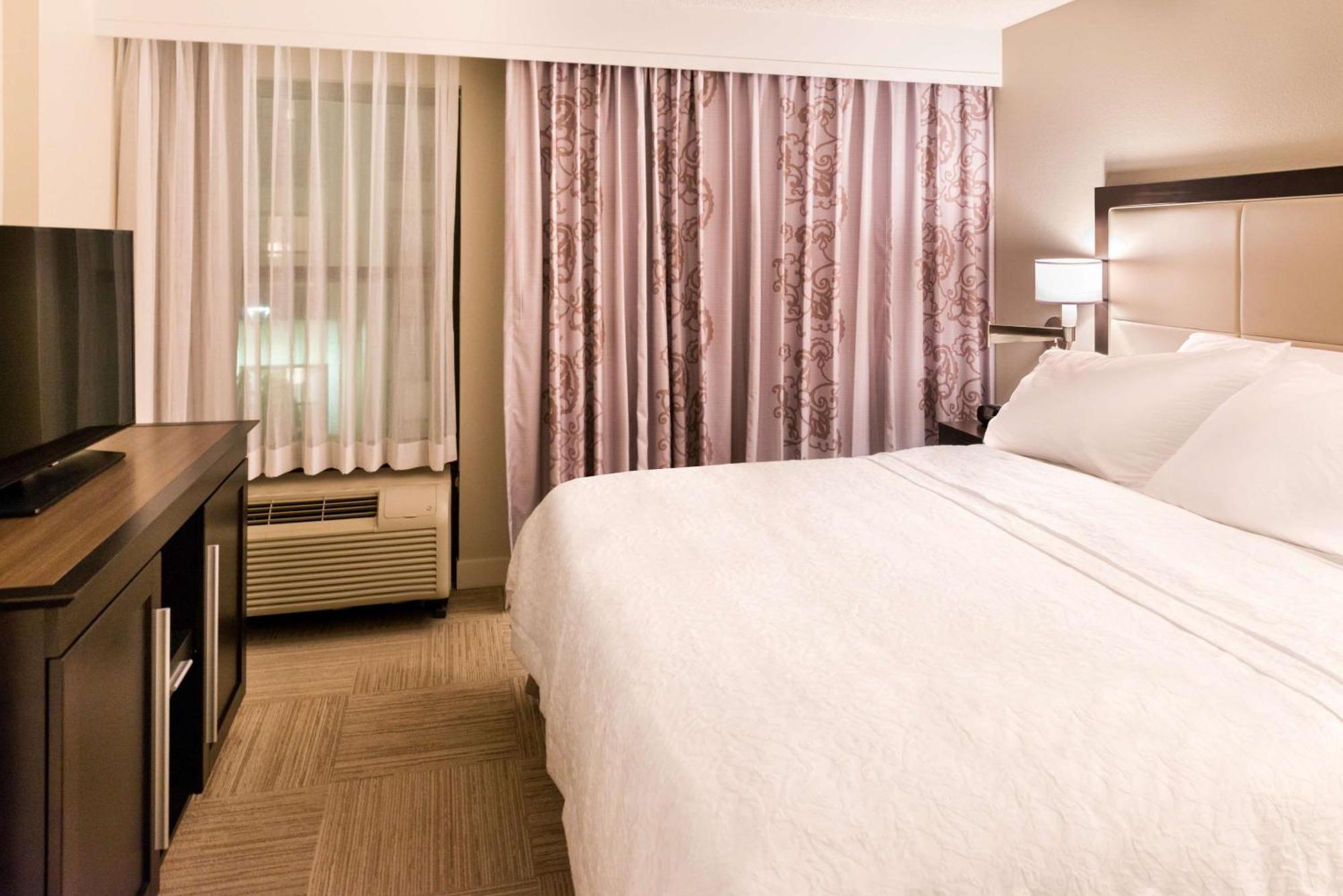 Hampton Inn & Suites Orlando-East Ucf Alafaya Exteriör bild